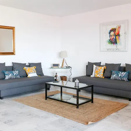 Beautiful Flat With Sea View Terrace Pool Parking Portative Ac- Benakey Антиб